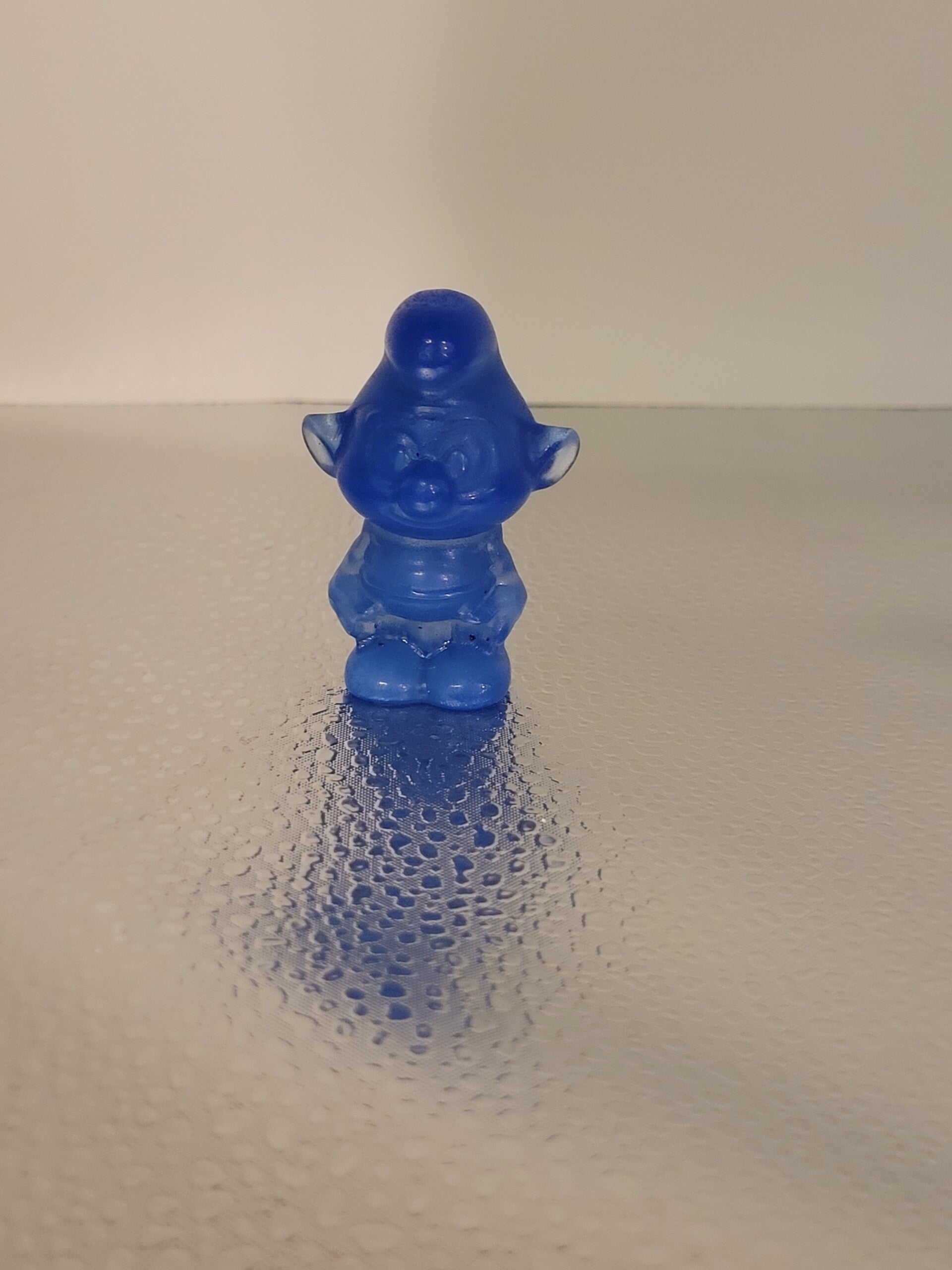 Blauwe smurf nr 333 4.5cm hoog €11,-