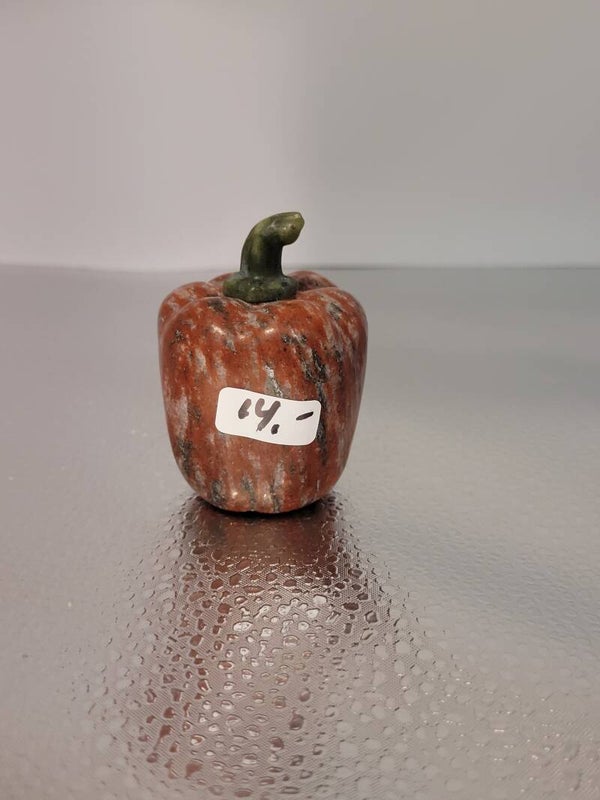 Rode paprika nr337 6 cm hoog €14