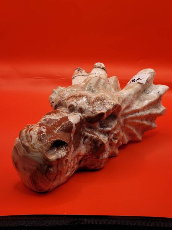 Chalcedoon Draak nr 350 3710 gram sterk kalmerend, bevordert het luistervermogen, helpt je helder uitdrukken en stimuleert creativiteit en optimisme.