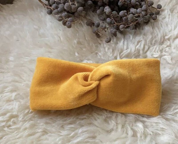 Hoofdomtrek fluweel oker