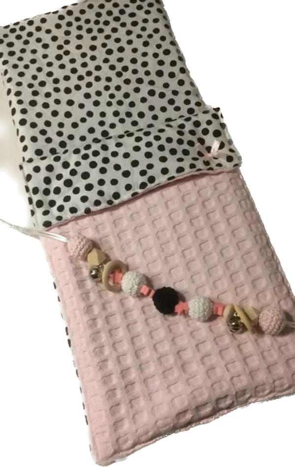 Poppenslaapzak roze / stippen
