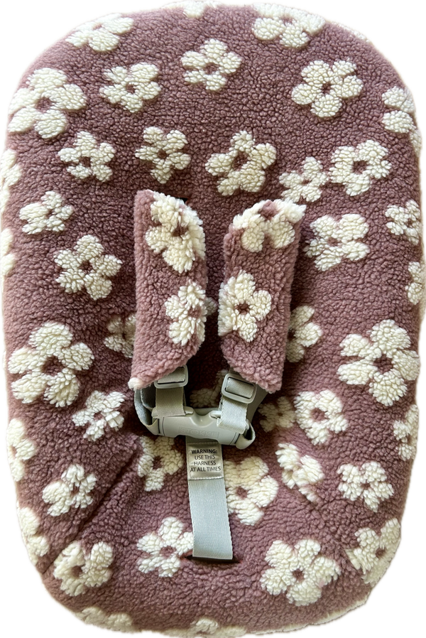 New born hoes oud roze bloemen