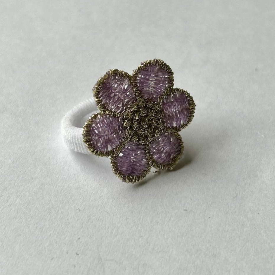 Haar elastiekje Leah