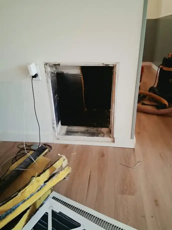 air vent access hole left open
