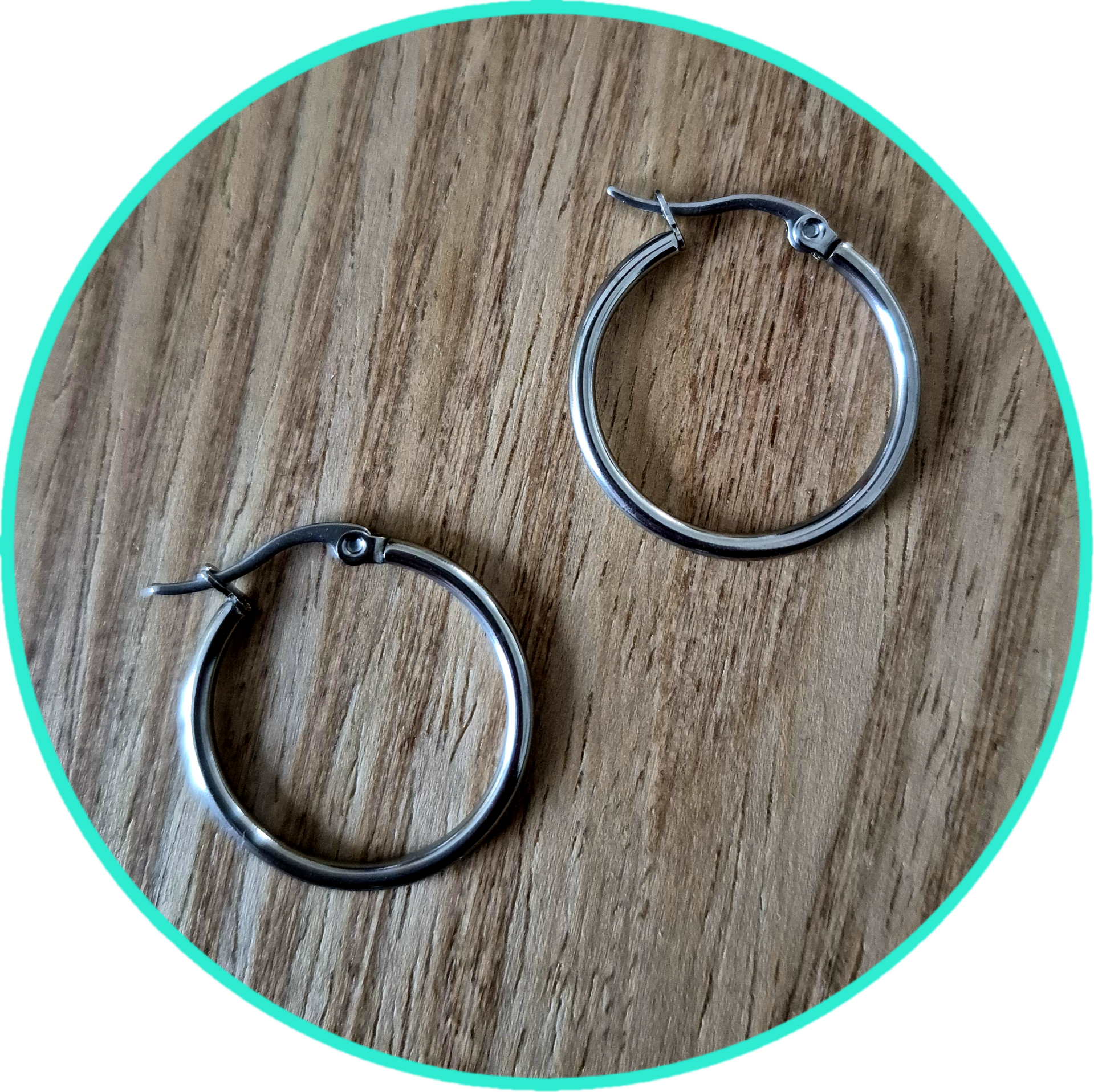 ✨️ Créoles lisses à clip 2,5 cm