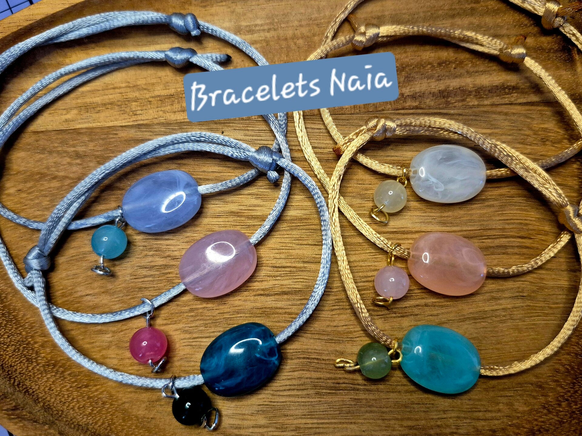 Naia 📿 bracelets