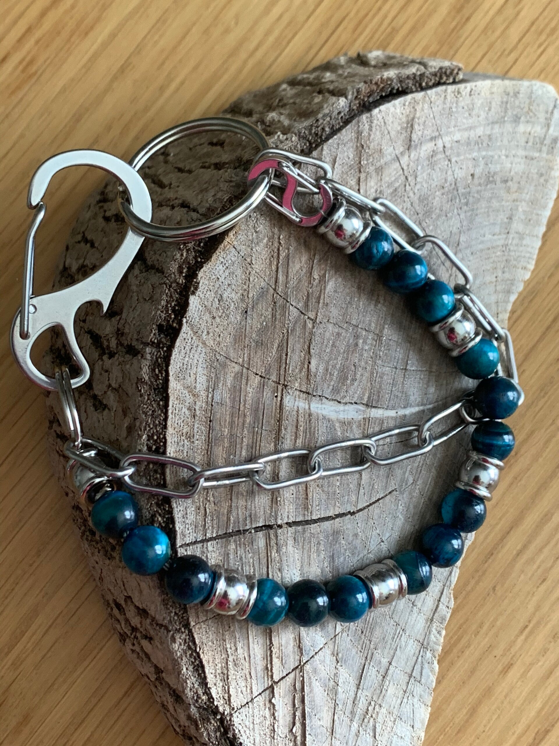 Porte-clé ouvre-bouteille bleu oeil de tigre