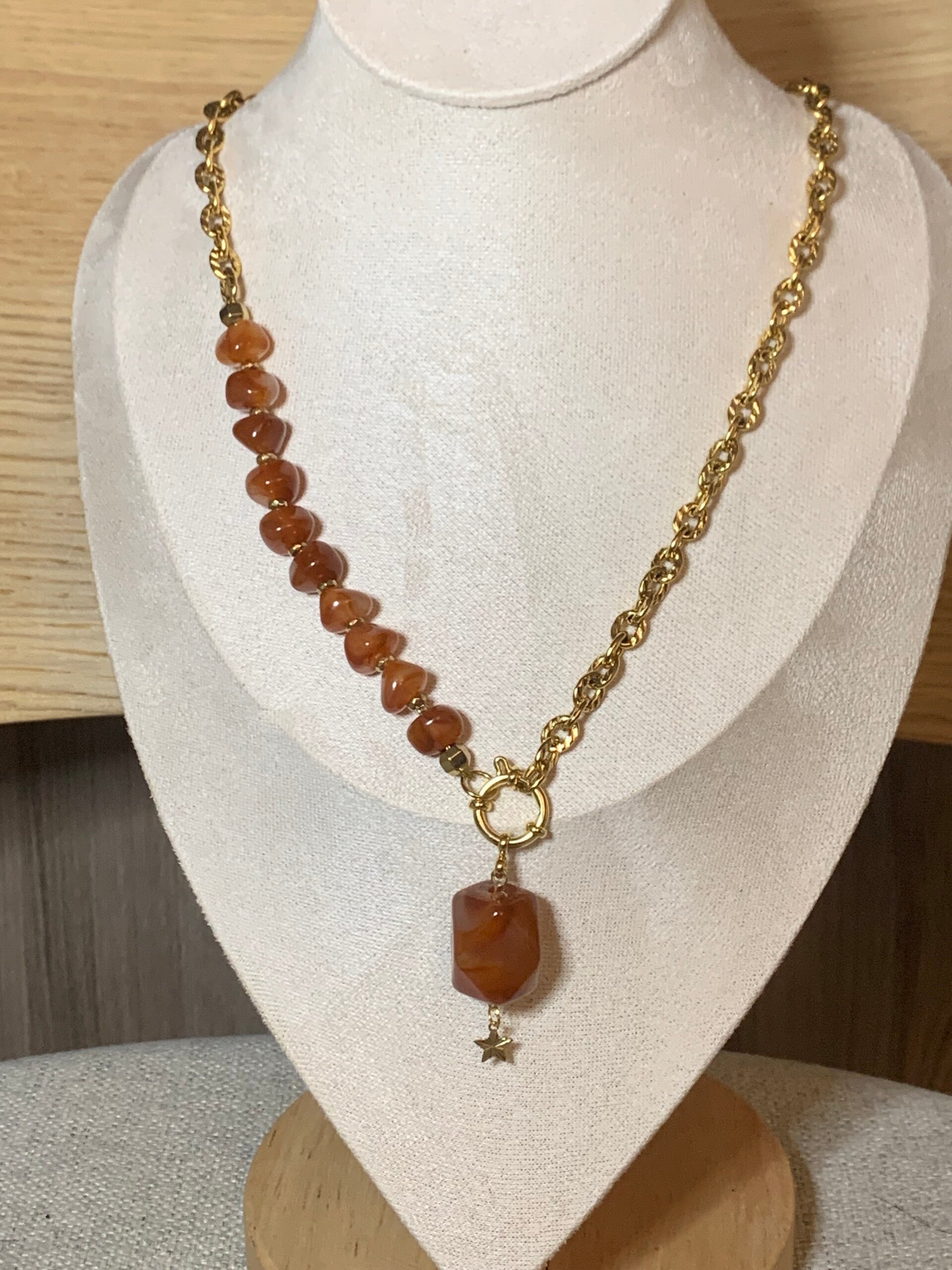 Collier couleur ambre