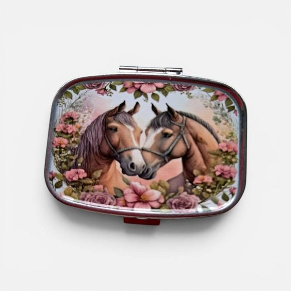 Pillendoosje Paarden