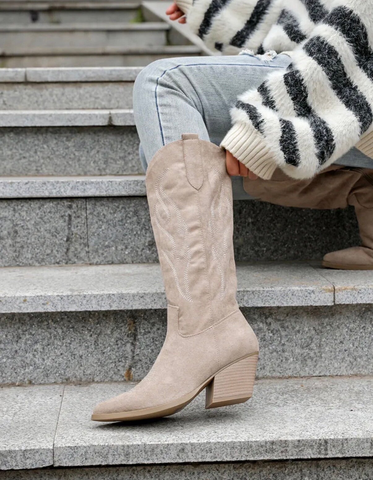 Bottes Santiags beige