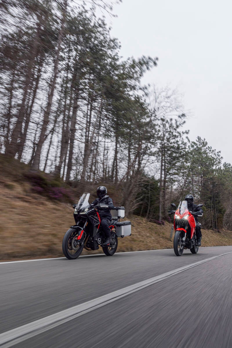 morini700_mann_2873-standard.jpg