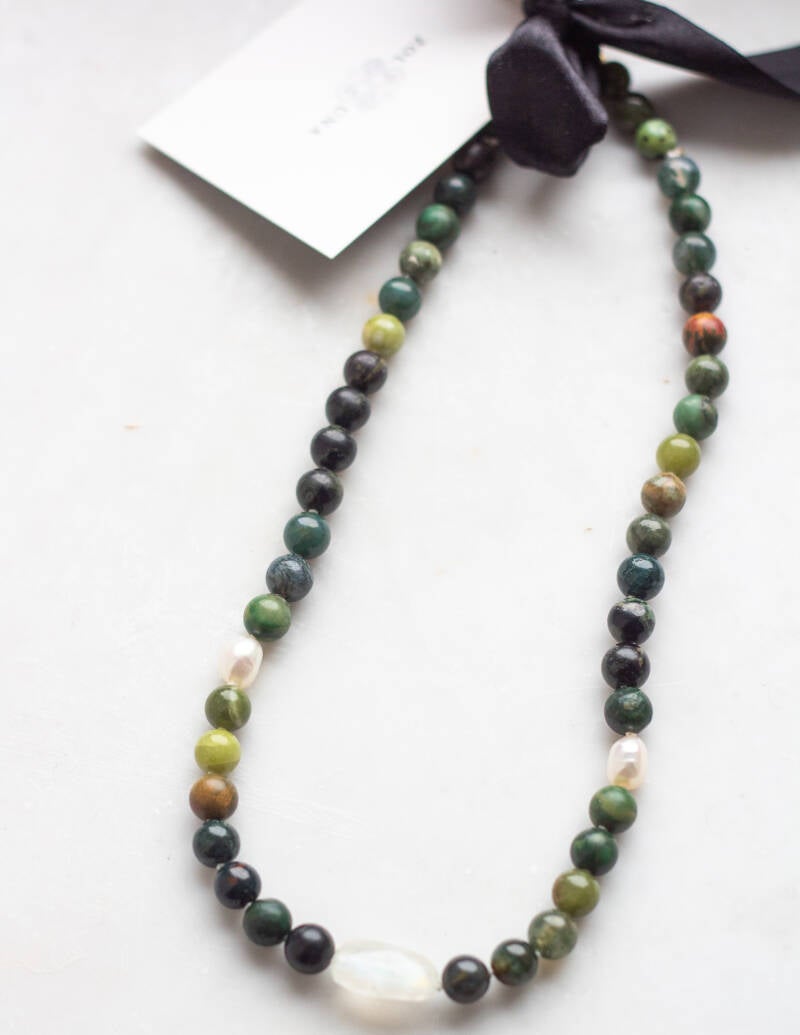 Jade, Moss Agate, Moonstone & Freshwater Pearl Necklace – Hand-Knotted, 925 Gold-Plated Clasp | Alma Verde
