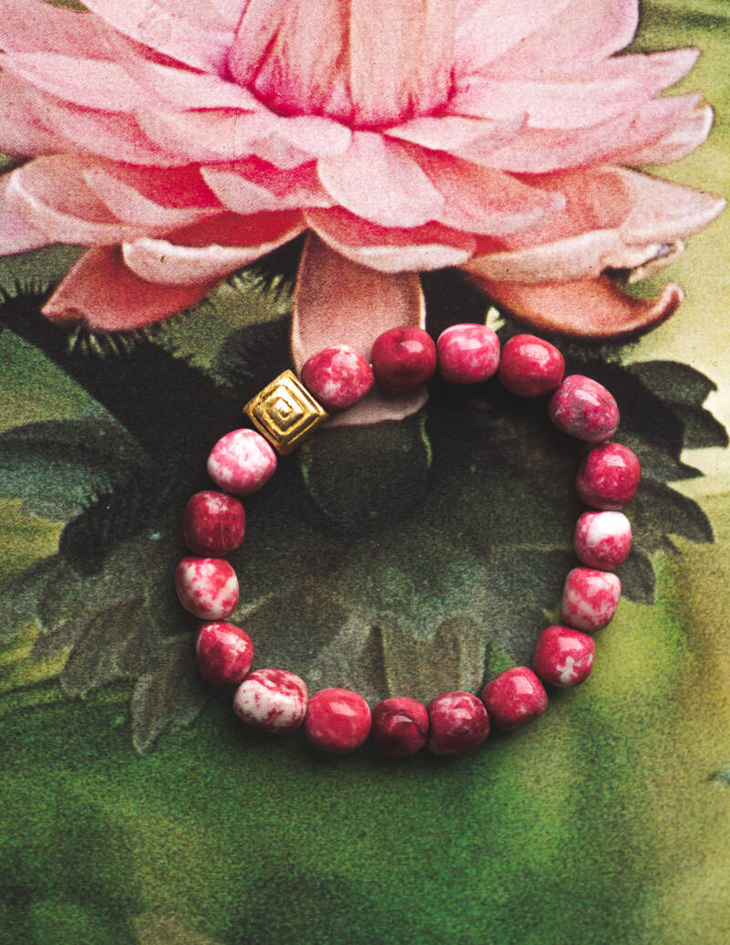Thulite Bracelet with Spiral Element – 925 Silver, gold-plated