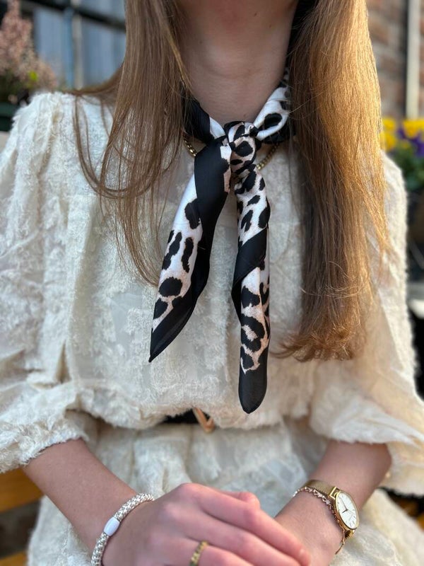 Sjaaltje tijgerprint sanne