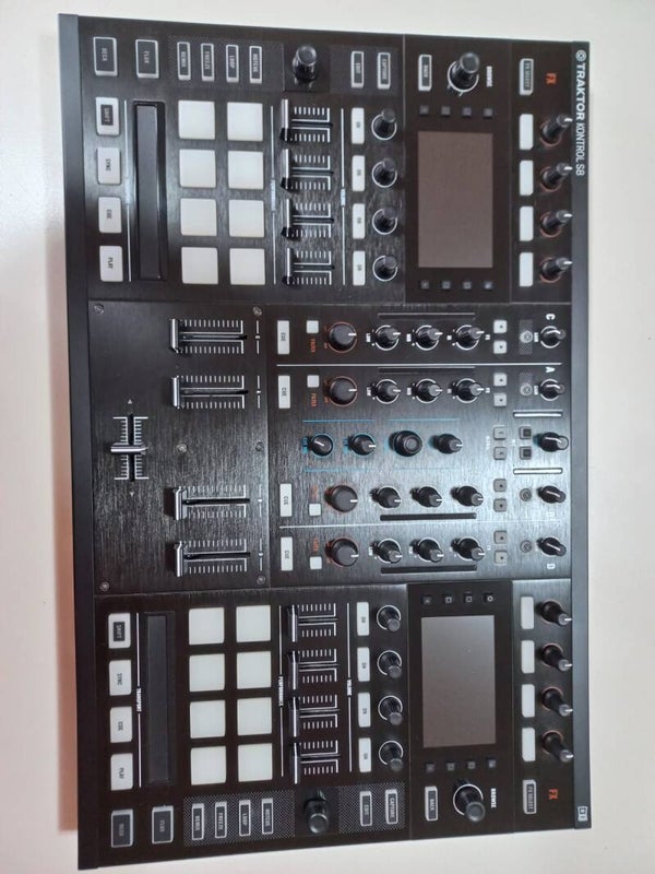 Console TRAKTOR professionale