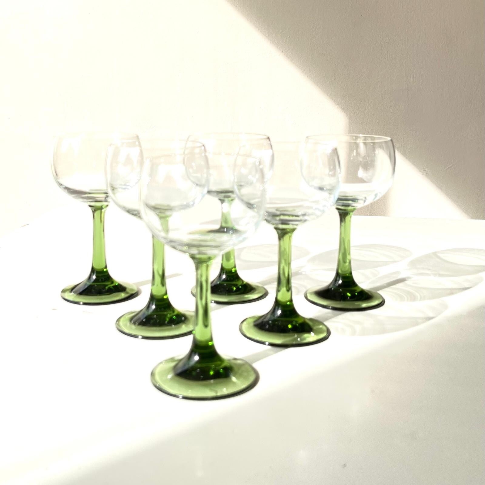 Moselle Glasses With Green Stem