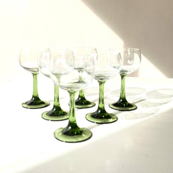 Moselle Glasses With Green Stem