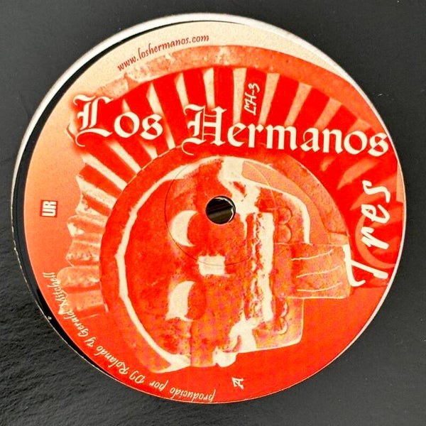 Los Hermanos - Tres (Los Hermanos 2003)