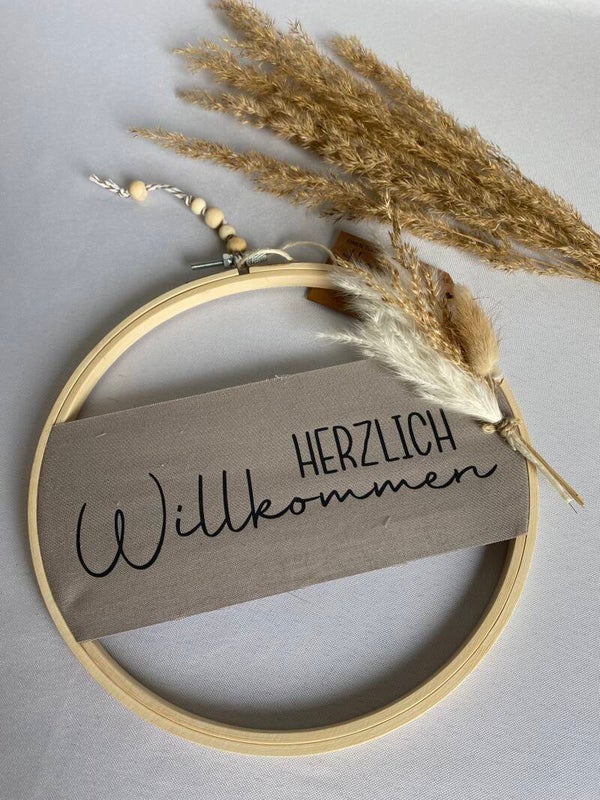Stickrahmen - Herzlich Willkommen Variante I