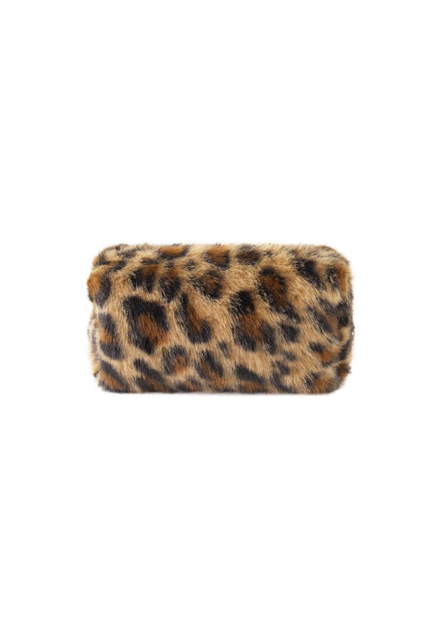 Autumn: Soft leopard