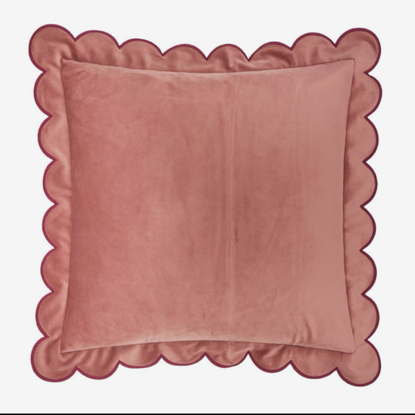 Lil scallop velvet cushion pink/ burgundy