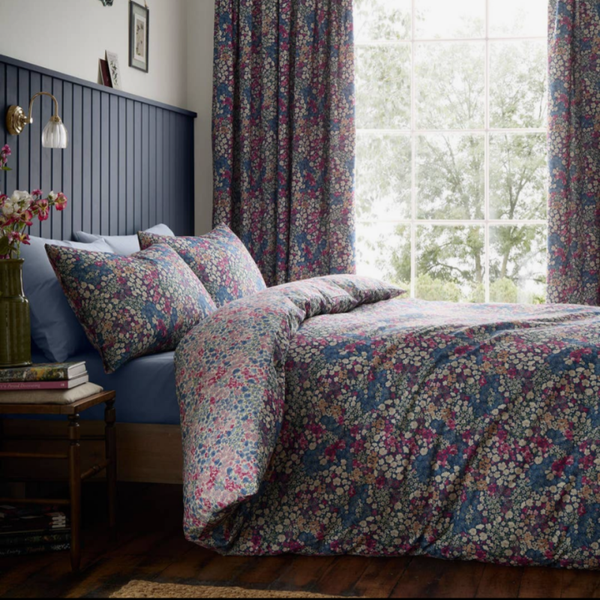 Dreams & Drapes Bessie Reversible Navy Duvet Cover Set - King