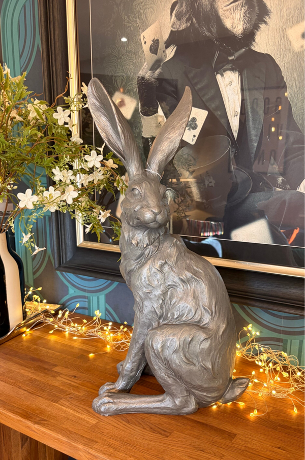 TERRY - Pewter style sitting hare