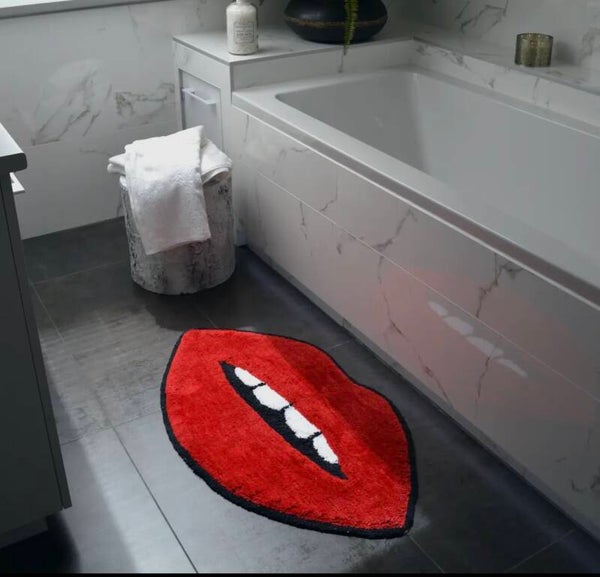 Lips Shaped Bath Mat