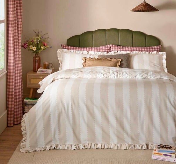Birdie Stripe Ruffle Duvet Cover Set Oat/Milk