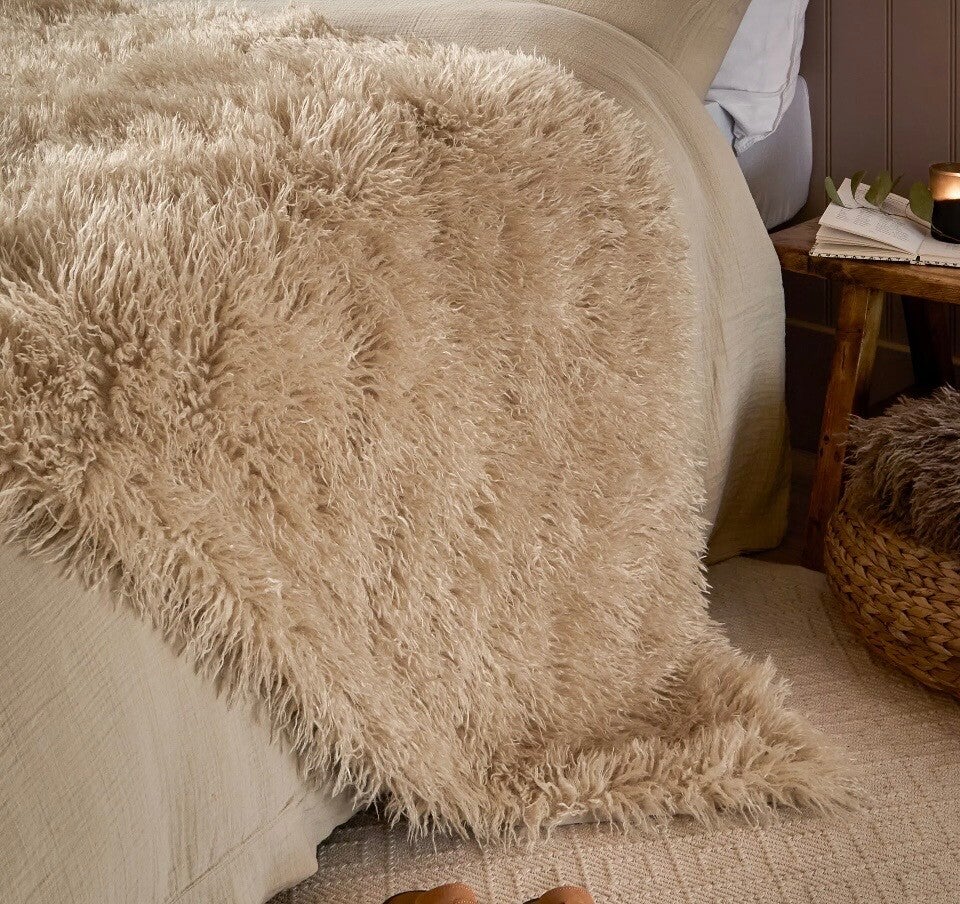 Rowan Faux Fur Throw Natural