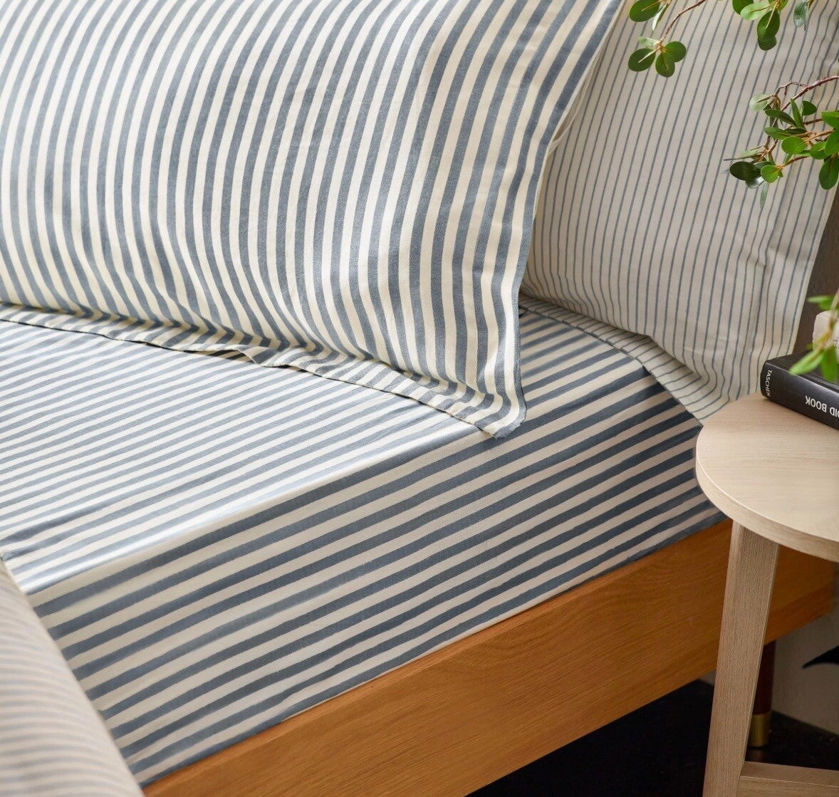 Hebden 100% Cotton Striped Fitted Bed Sheet Navy