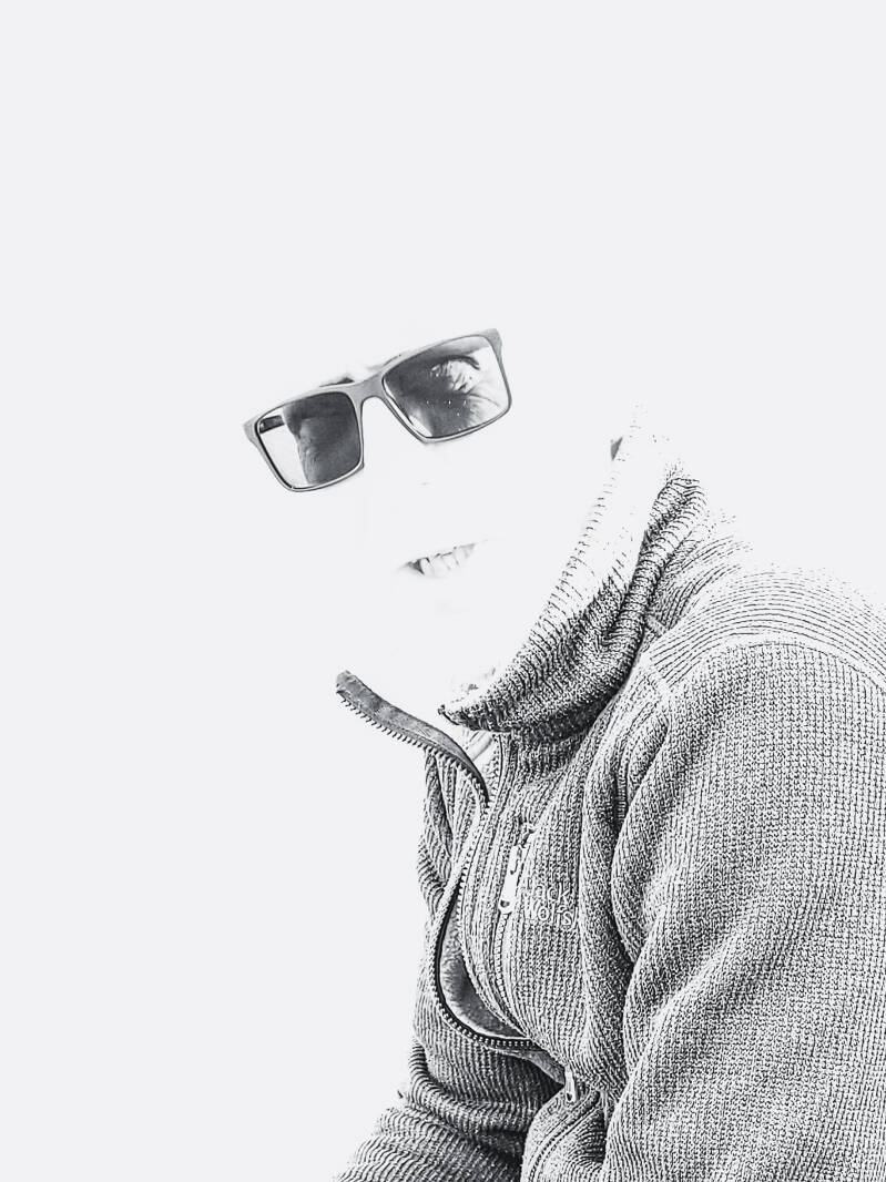 20-sascha-highkey-standard-07wb96.jpg