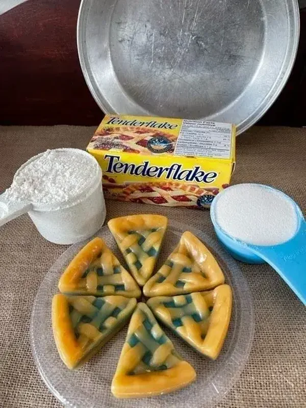 Blueberry Pie Wax Tarts