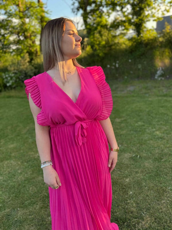 Robe longue plissée fuchsia