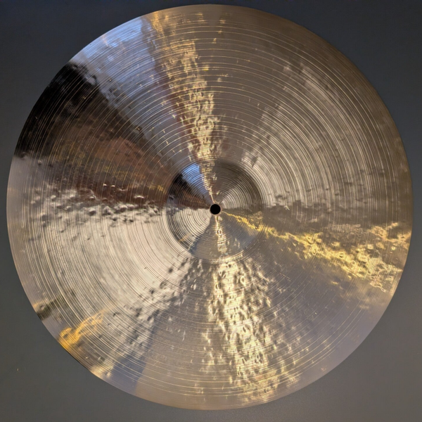 22" 2445g
