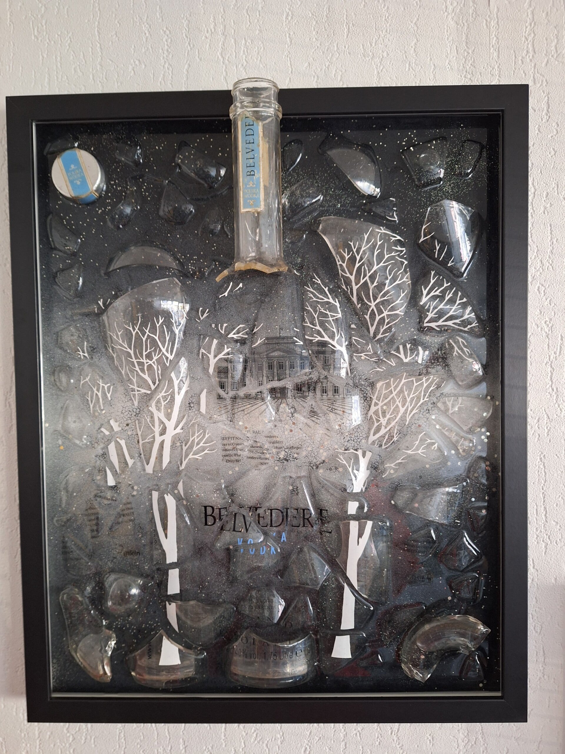 Epoxy kunstwerk gebroken fles Belvedere vodka