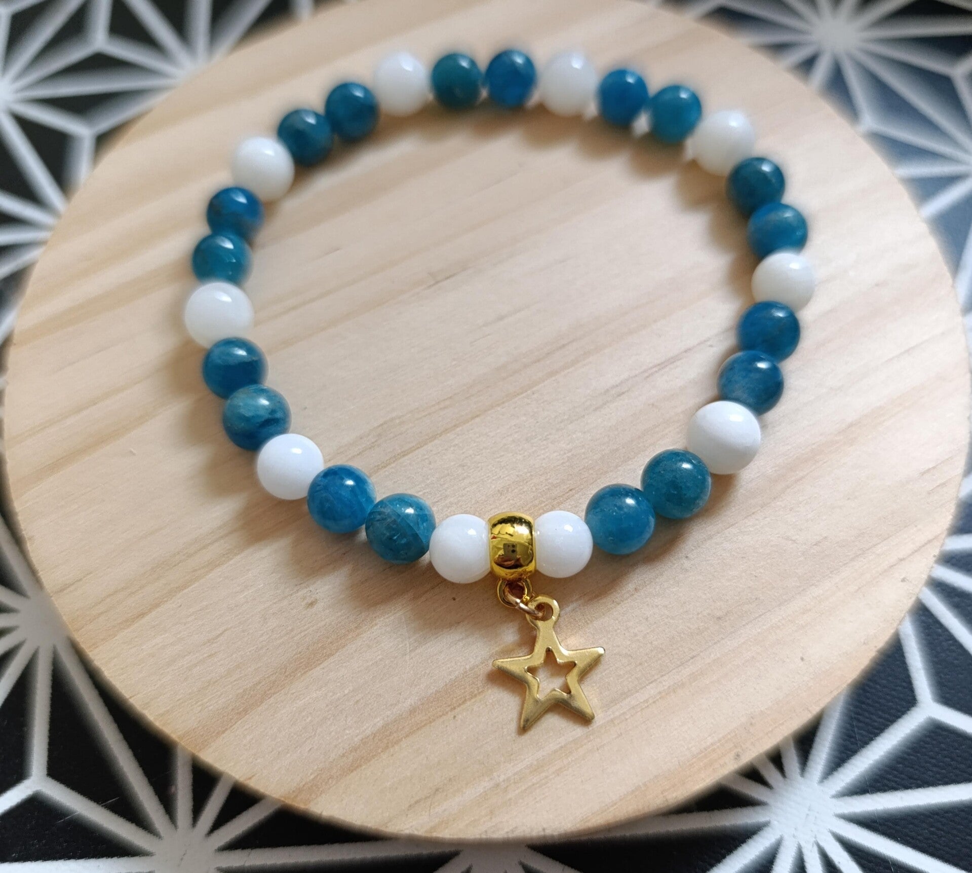 bracelet apatite et nacre