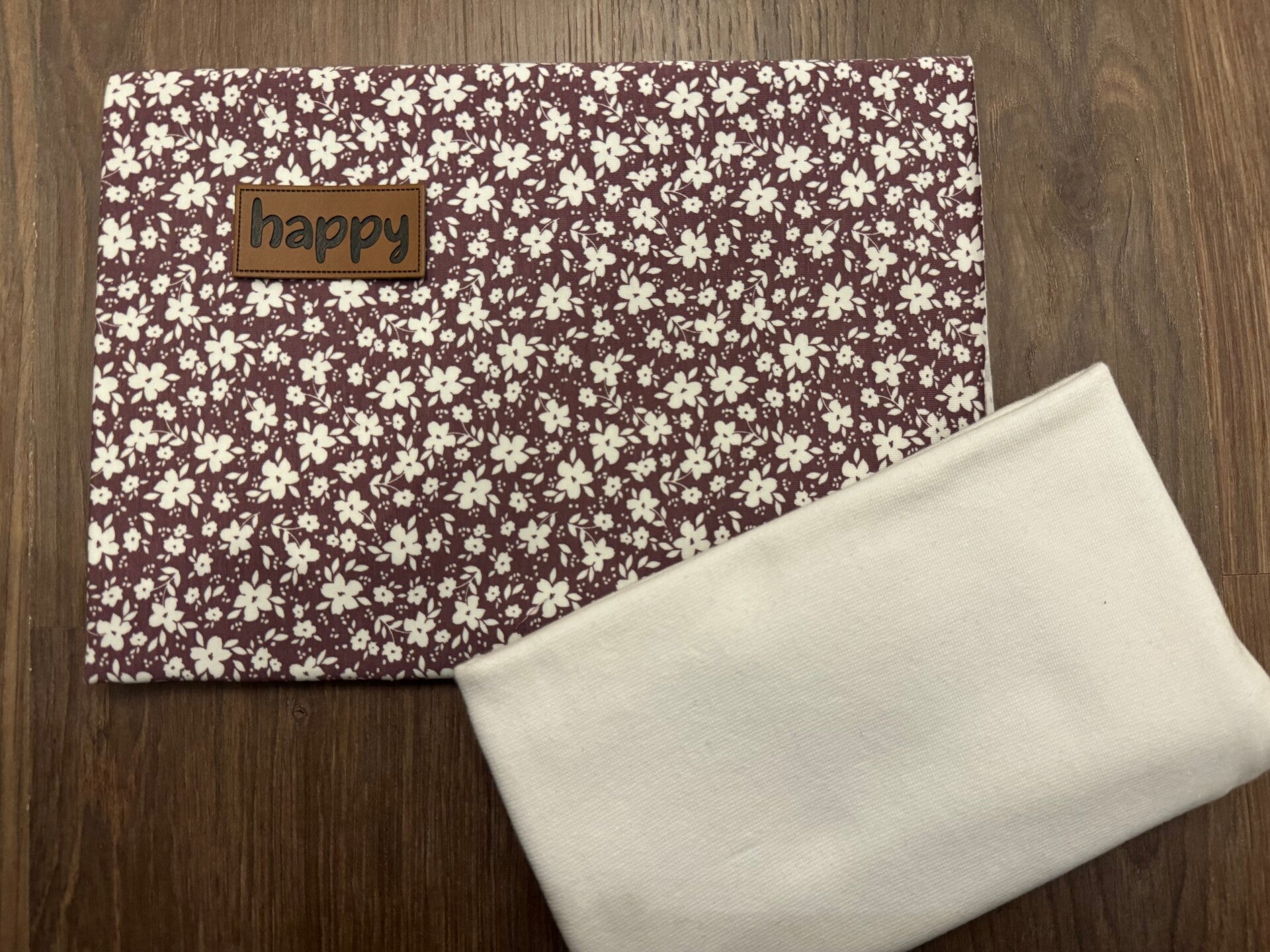 Pullover - weiße Blumen