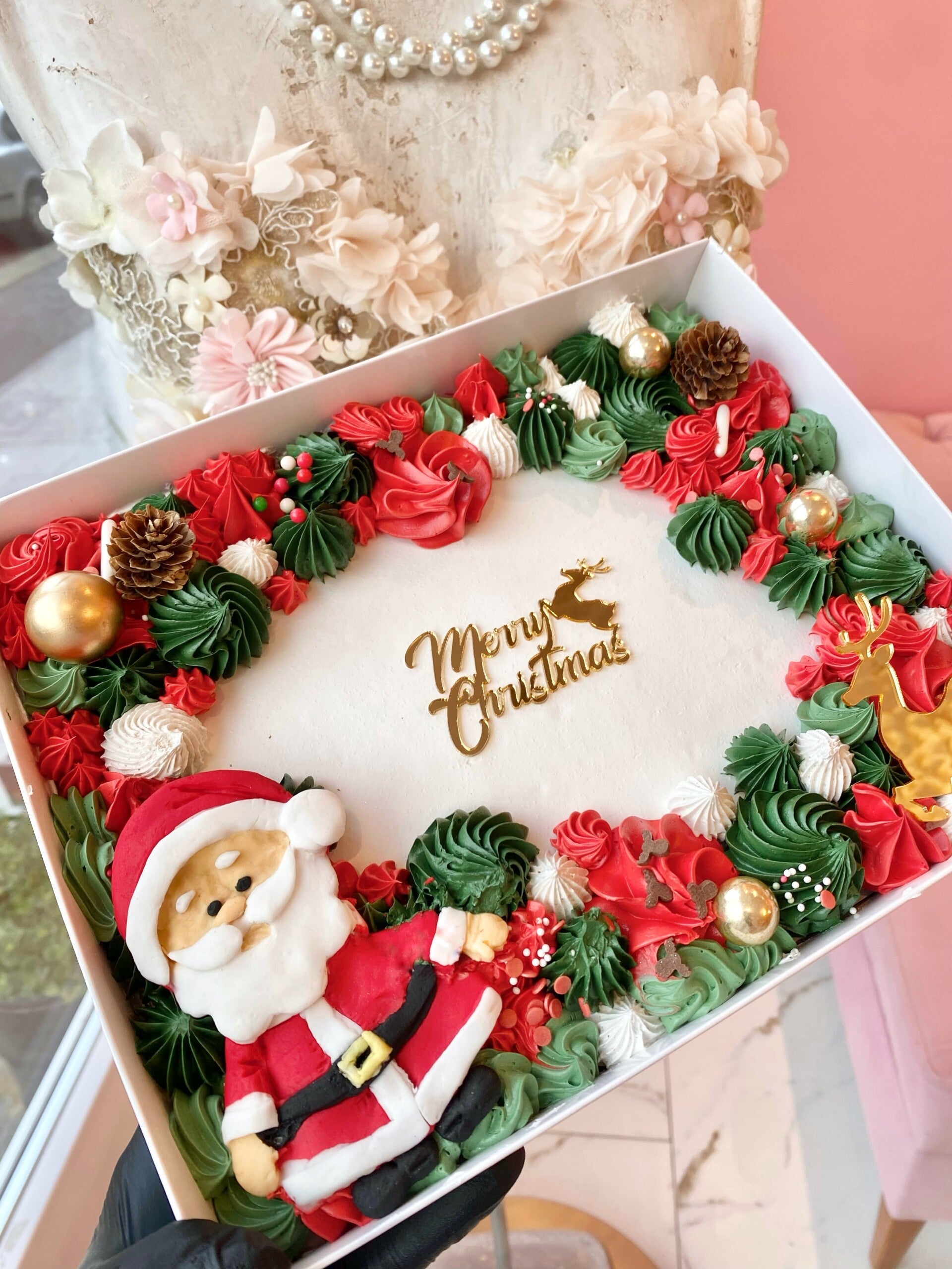 Christmas Box (Sheetcake)