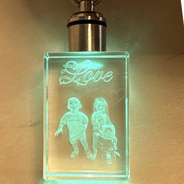 Porte-clés lumineux en cristal K9
