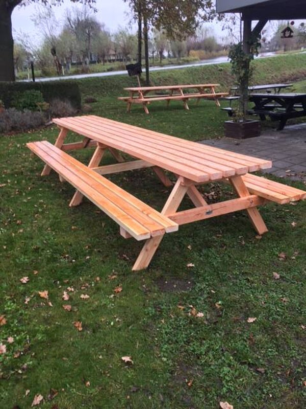 Douglas houten Picknicktafel voor 8 tot 10 personen