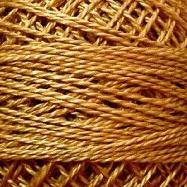 Medium Antique Gold 852