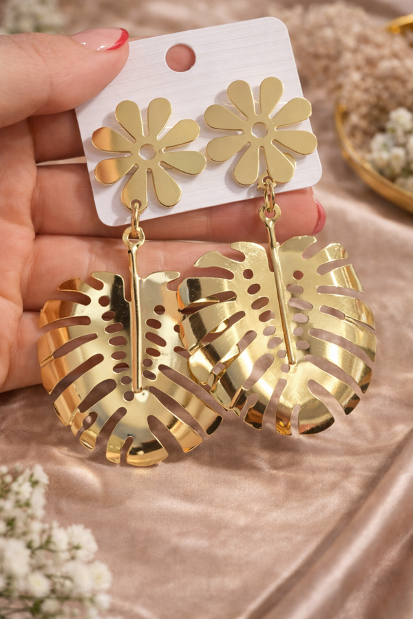 Złote kolczyki  w stylu retro
