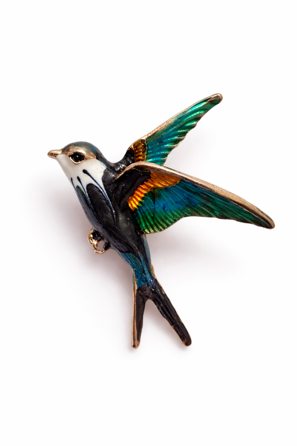 Piękna broszka w kształcie jaskółki