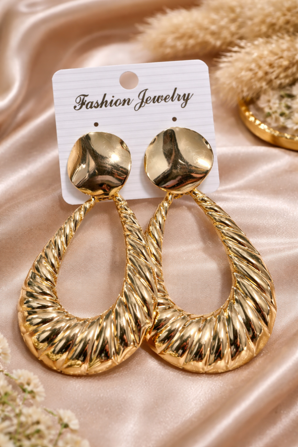 Efektowne złote kolczyki