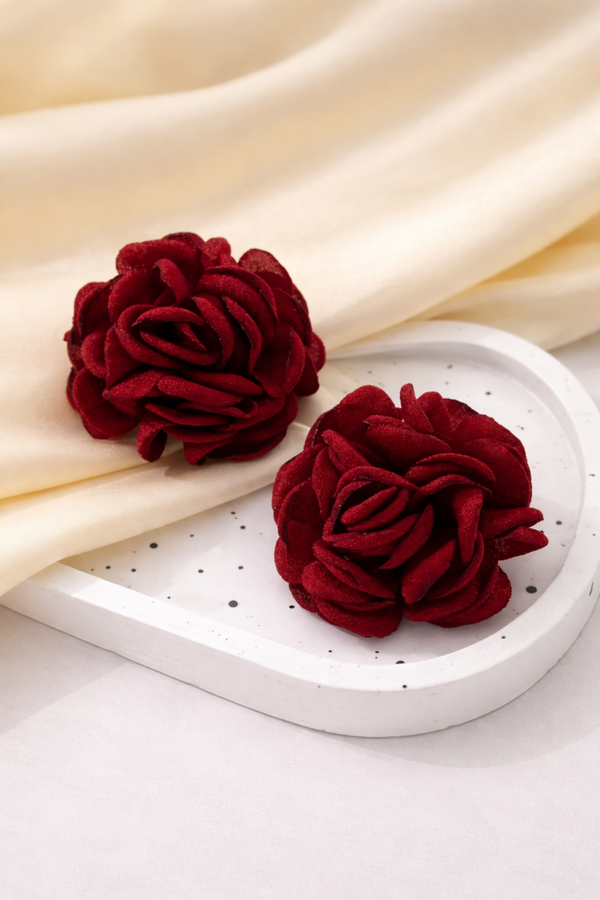 🌹 Kolczyki róże 3D – czerwone, romantyczny styl, efekt wow