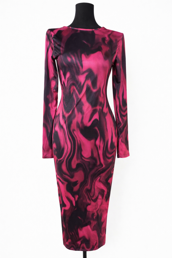 Sukienka midi w różowo-czarny marmurkowy wzór