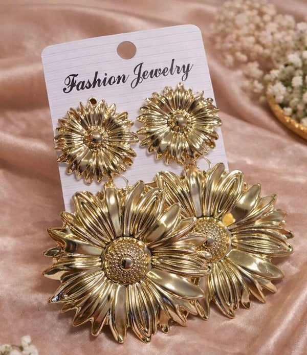 Złote kolczyki kwiaty