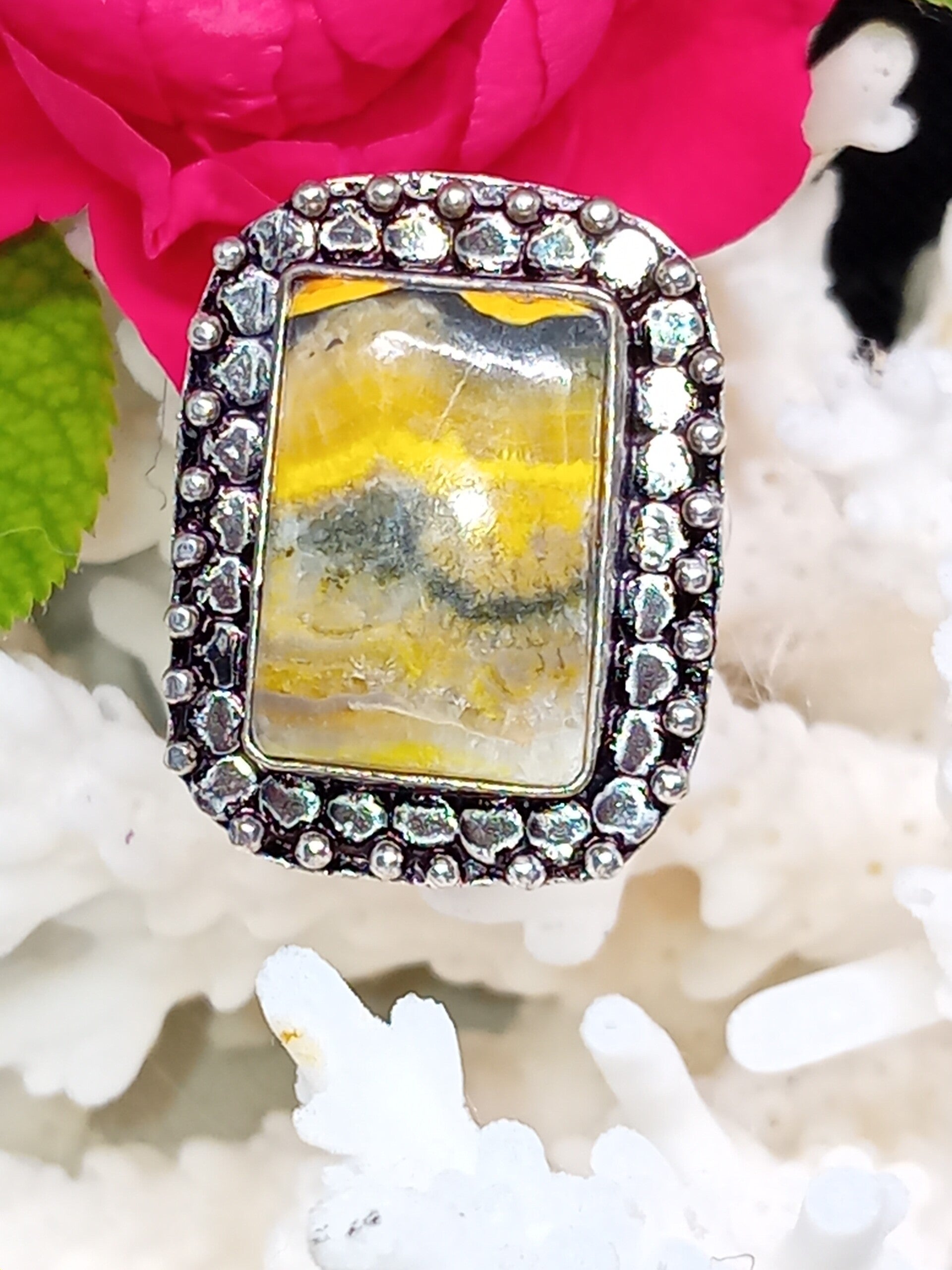 Bague texturée en argent sterling Silver 925 et pierre Jaspe Bumble Bee serti