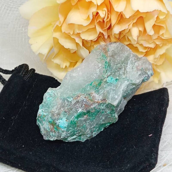 Dioplase naturelle brute unique 28g